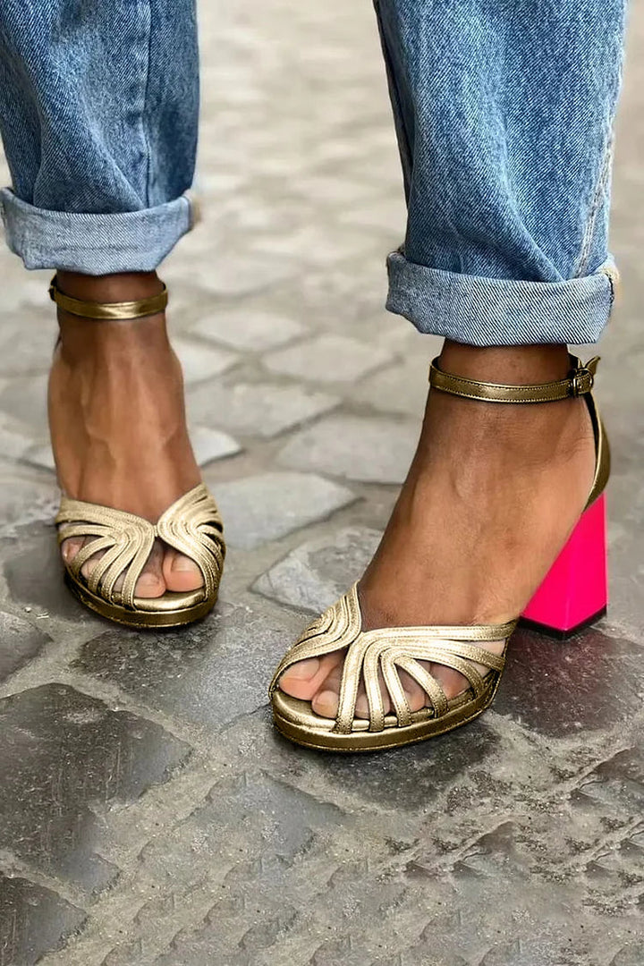 SANDALS WITH CONTRASTING HEEL