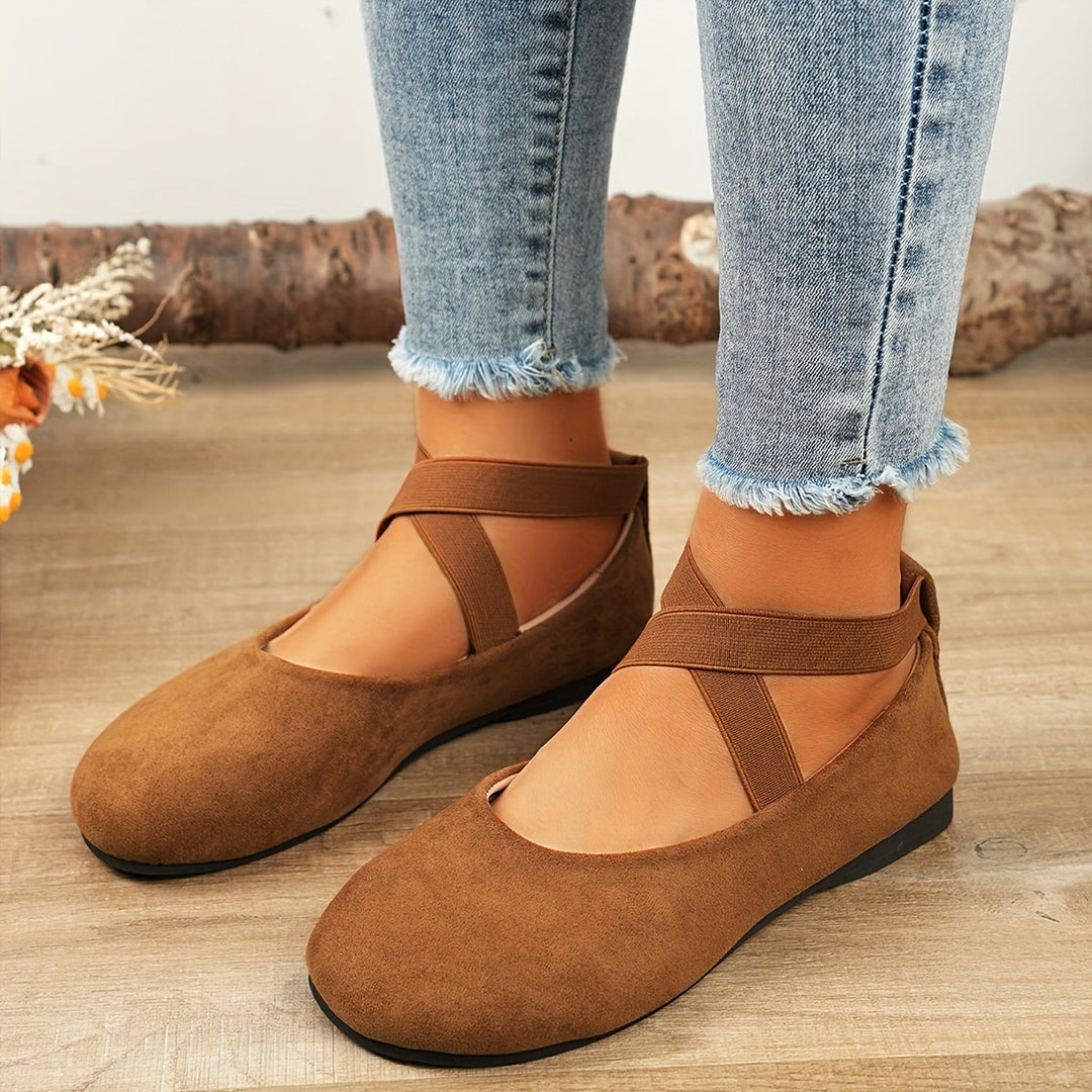 Noelle | The Cross-Strap Ballet Flat