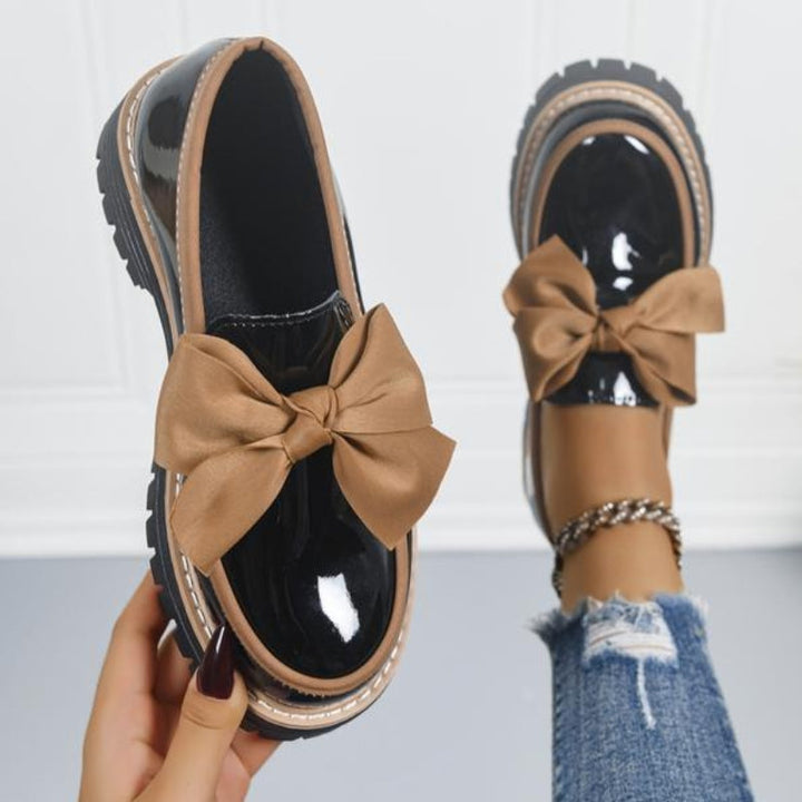 Shiny | Loafers with Bow