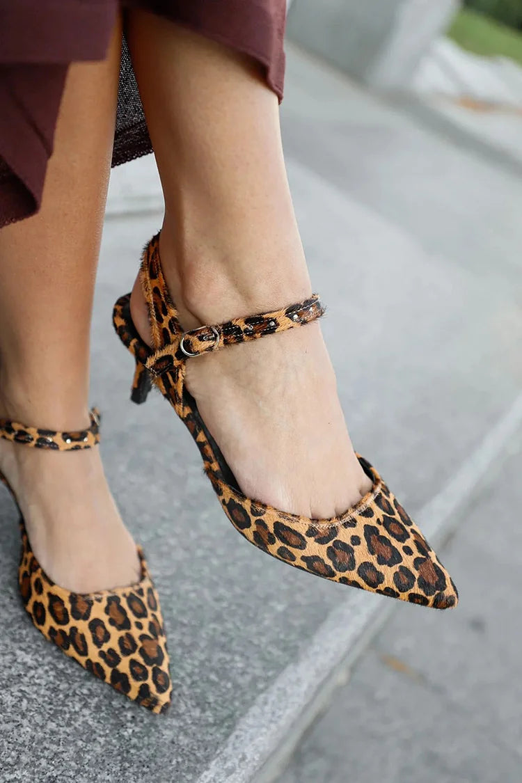 POINTED BALLET FLATS WITH ANKLE STRAP