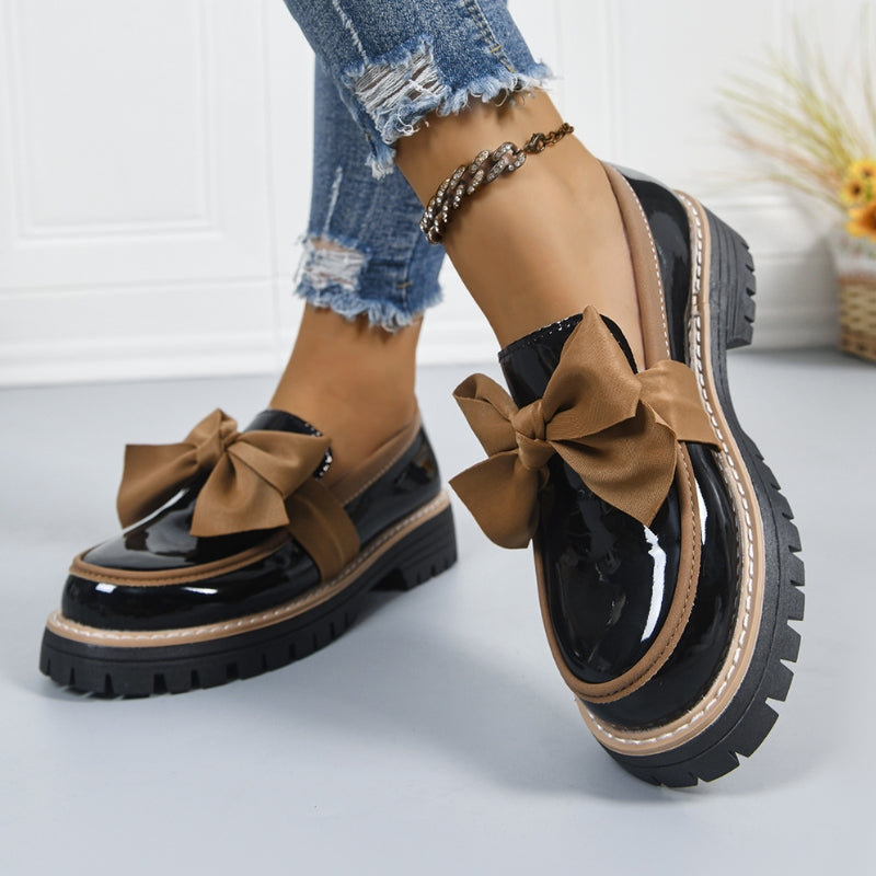 Shiny | Loafers with Bow