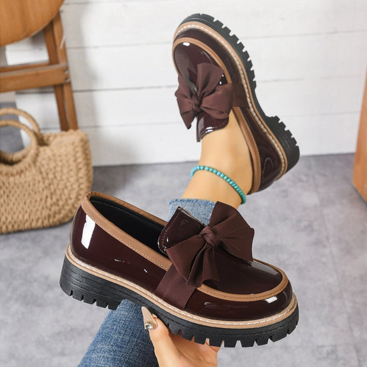 Shiny | Loafers with Bow