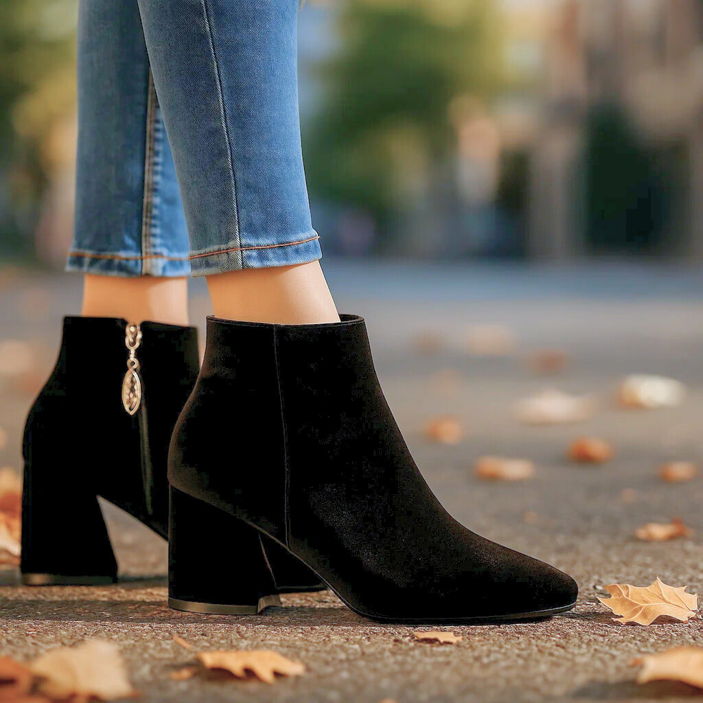 VALENTINA VELVET BOOTS