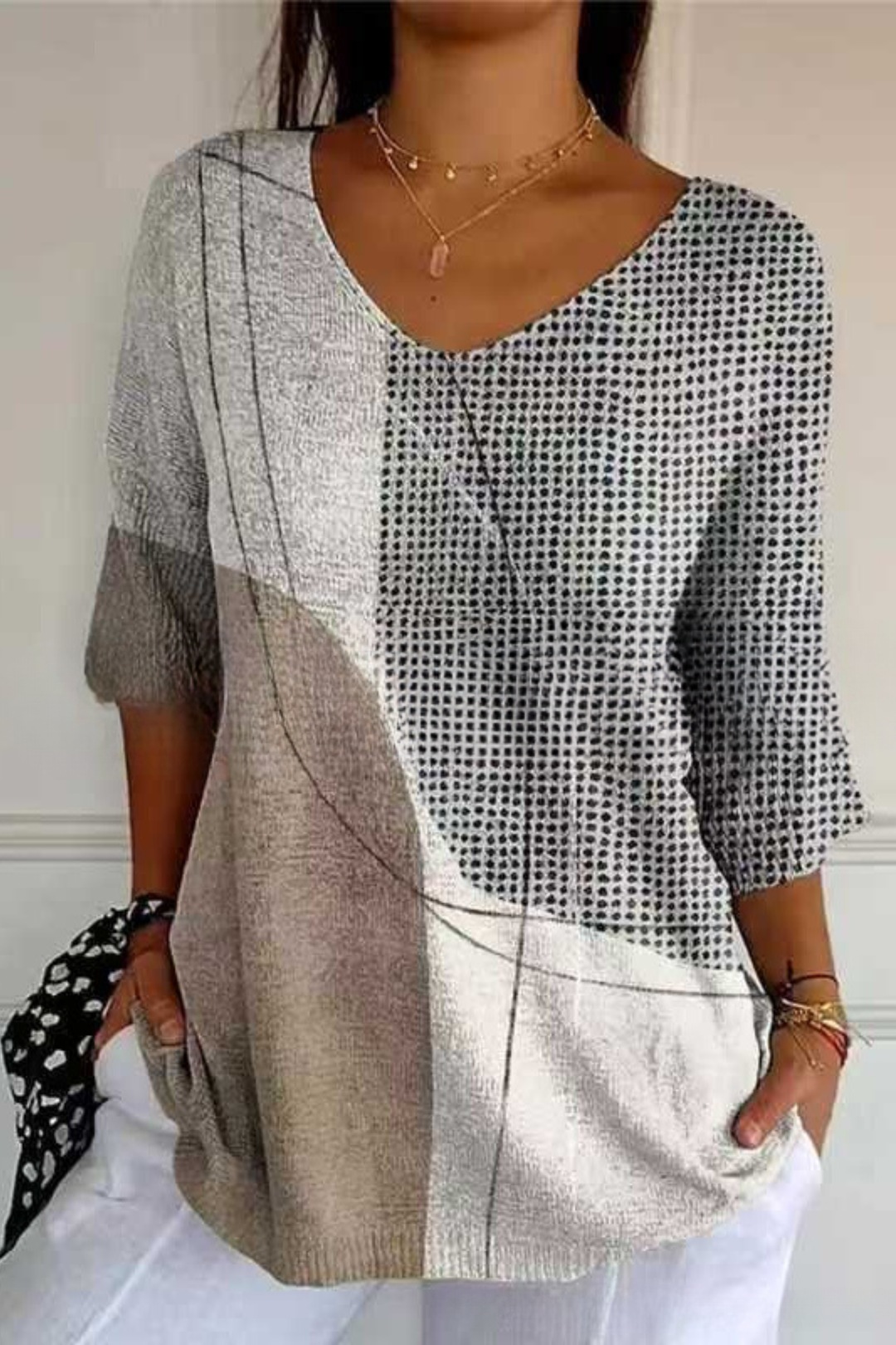 Brooke | Printed V-Neck Top
