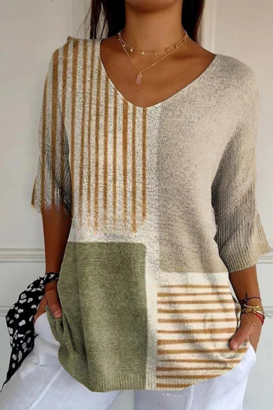 Brooke | Printed V-Neck Top