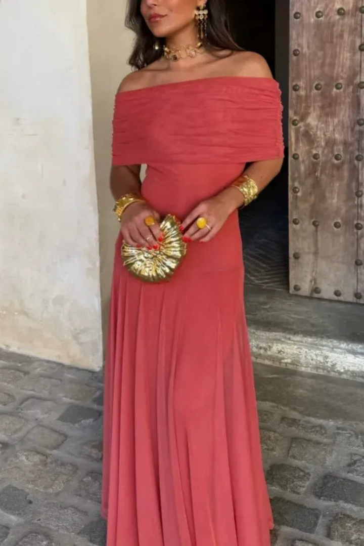 Juna | Maxi Dress with Off-Shoulder and Flowing Hem