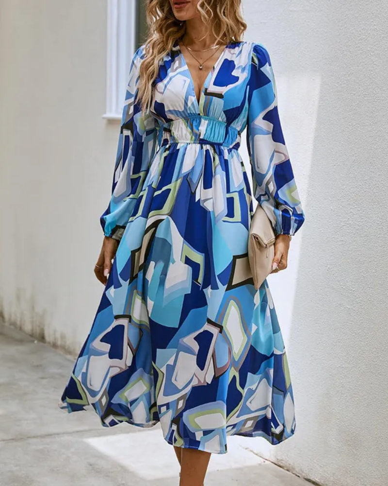 Corrine – Chic Floral Dress with Flowing Fit