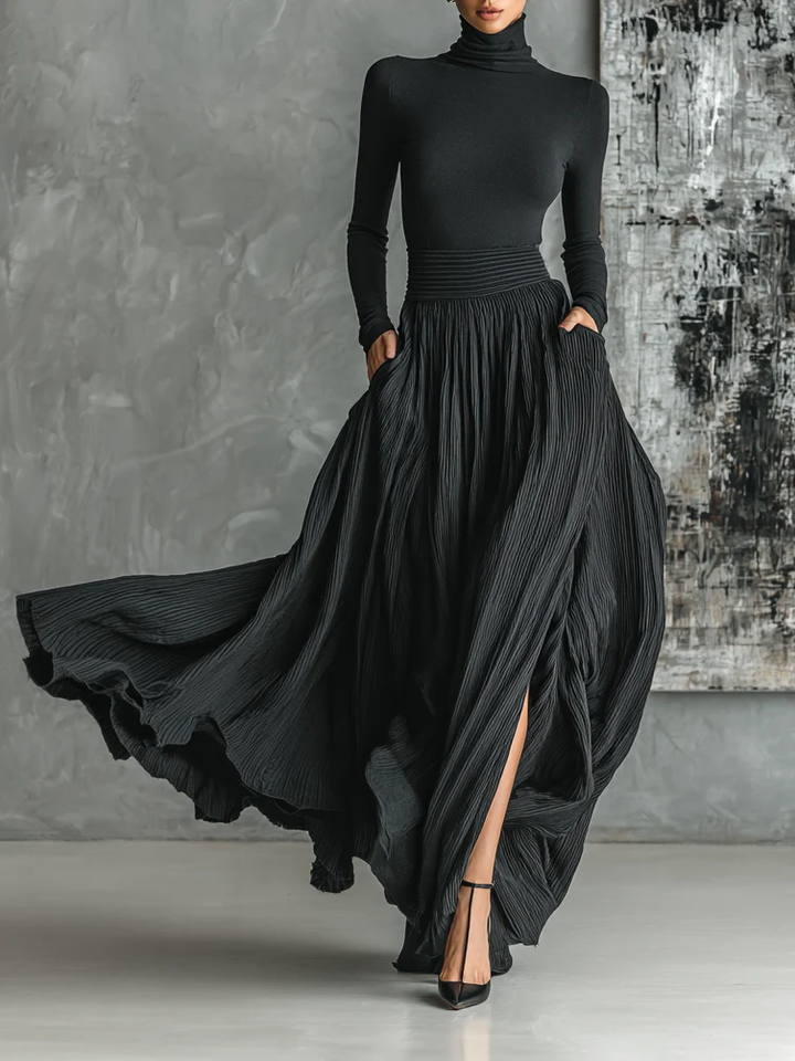 Eva™ | Elegant outfit with pleated skirt