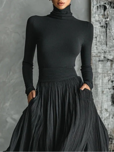 Eva™ | Elegant outfit with pleated skirt