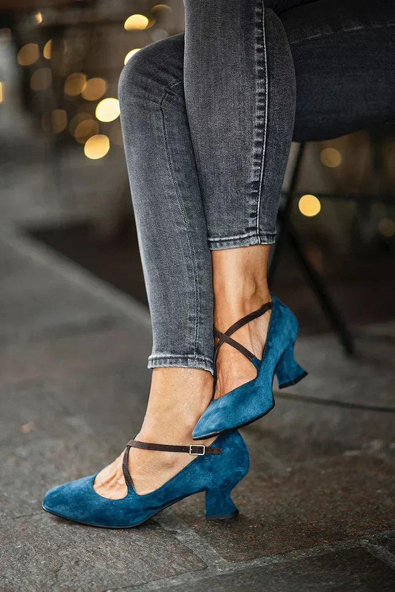 GARDEN SHOES WITH CROSS STRAP